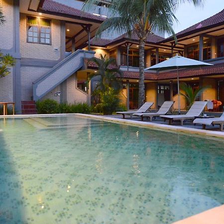 Amazing Kuta Hotel Eksteriør billede